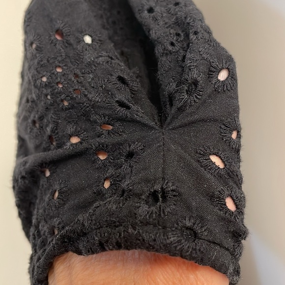 INC Black  Scoop-neck T-shirt with eyelet sleeves. - Picture 6 of 7